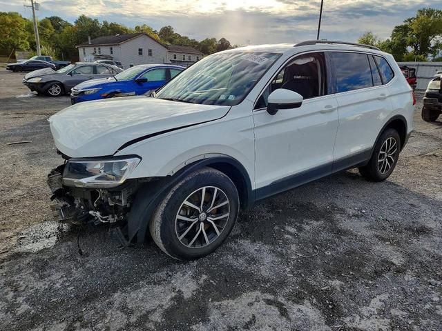 2021 VOLKSWAGEN TIGUAN SE  