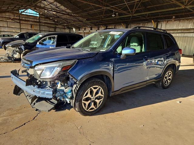 2022 SUBARU FORESTER PREMIUM  