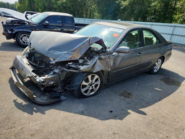 2005 TOYOTA CAMRY XLE V6  
