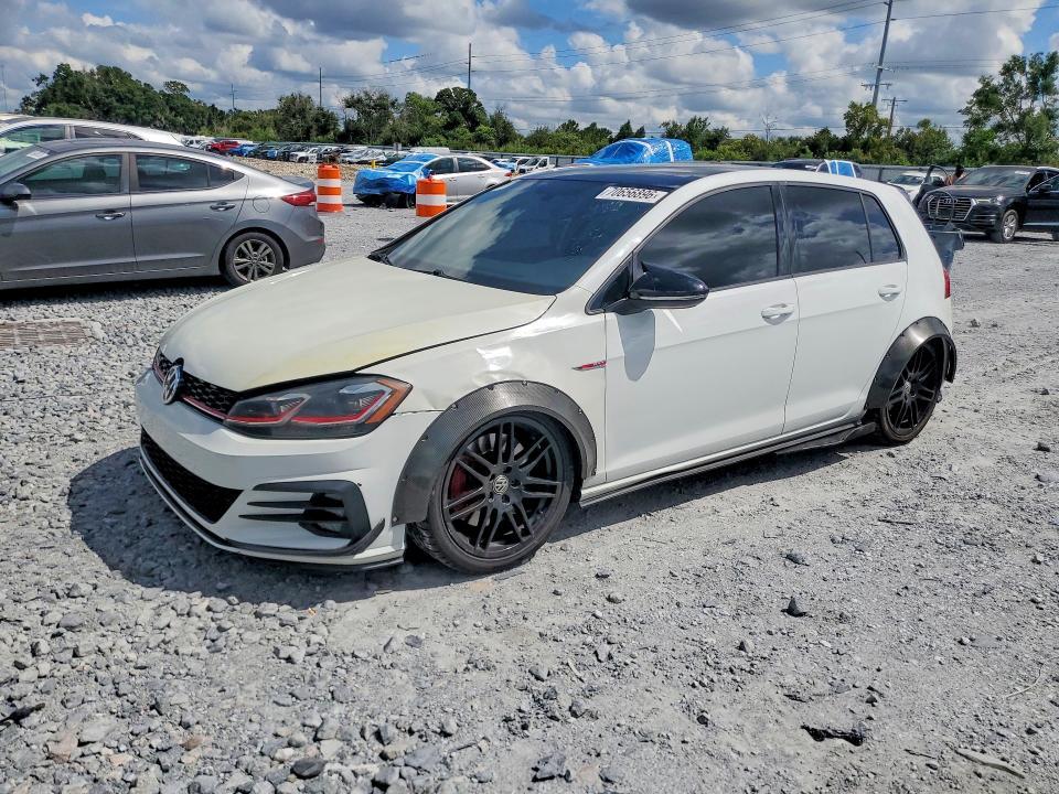 2021 VOLKSWAGEN GTI S  
