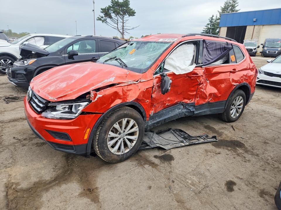 2019 VOLKSWAGEN TIGUAN SE  