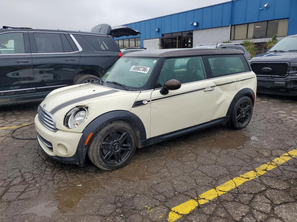 2013 MINI COOPER CLUBMAN  