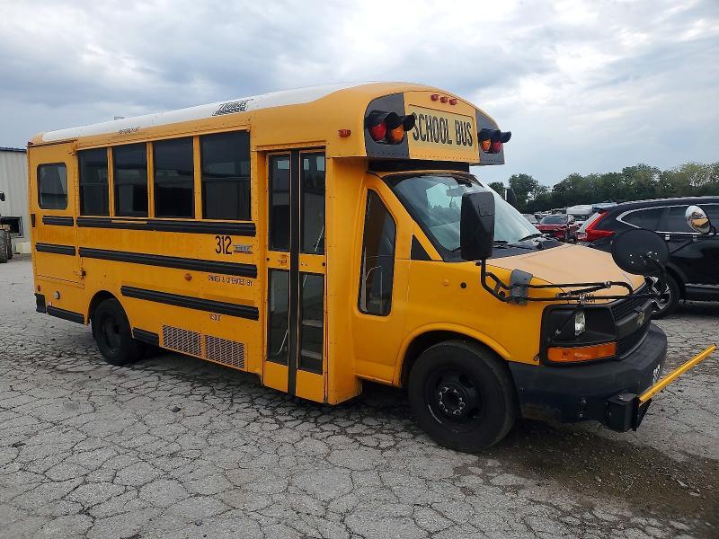 2010 THOMAS MINOTOUR G3500 SCHOOL BUS