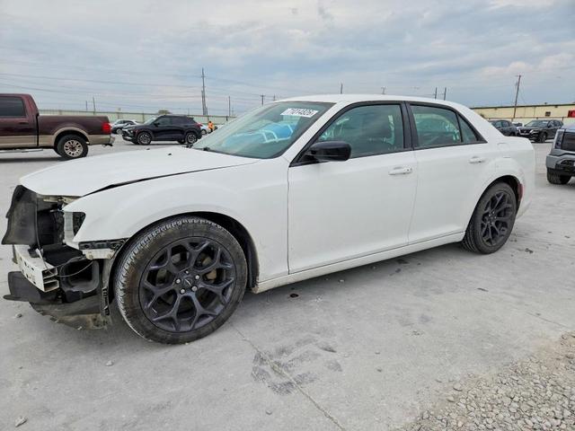 2019 CHRYSLER 300 TOURING  