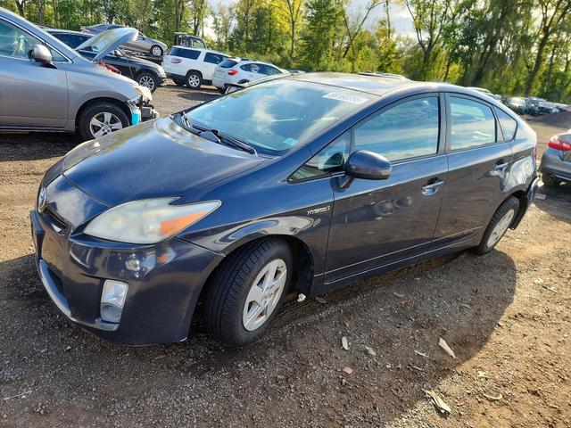 2010 TOYOTA PRIUS III  