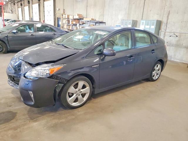 2014 TOYOTA PRIUS FIVE  
