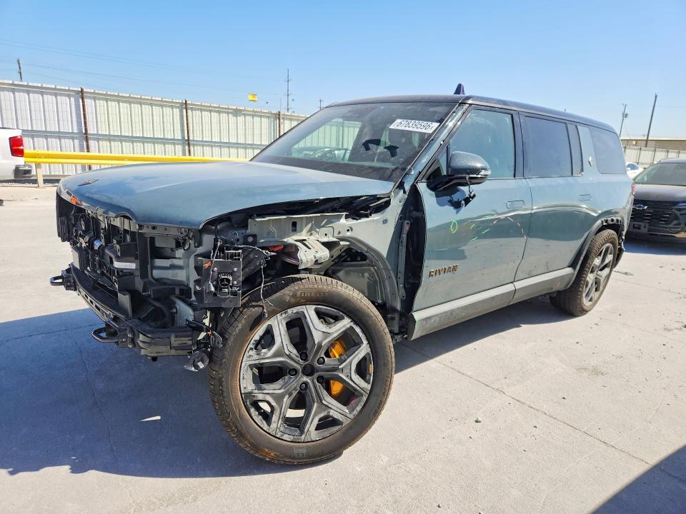 2026 RIVIAN R1S PREMIUM  