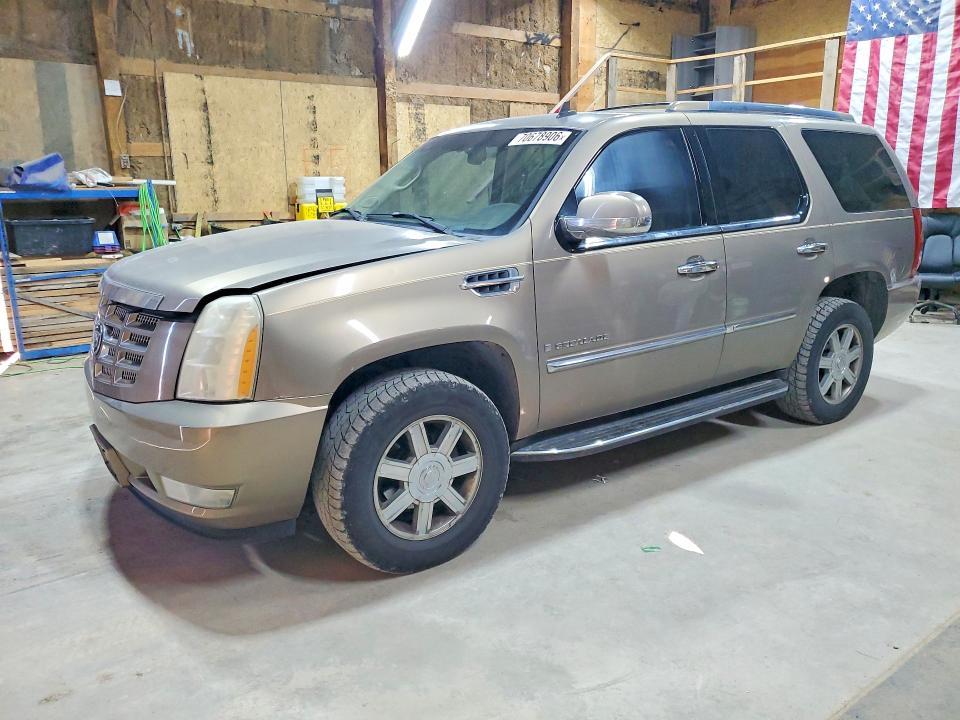 2007 CADILLAC ESCALADE LUXURY  