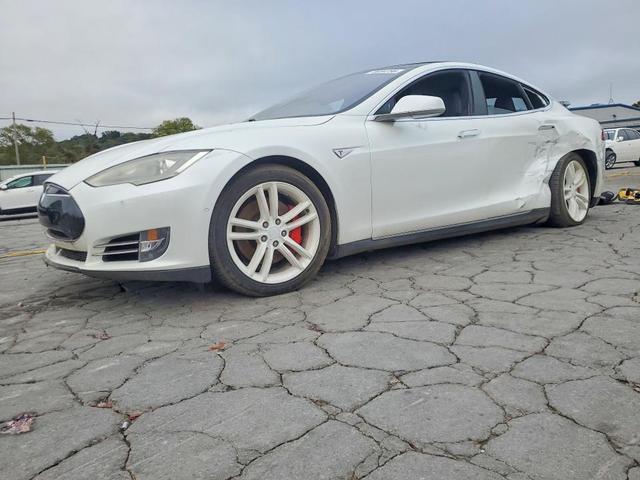 2016 TESLA MODEL S