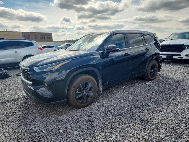 2026 TOYOTA HIGHLANDER HYBRID XLE  