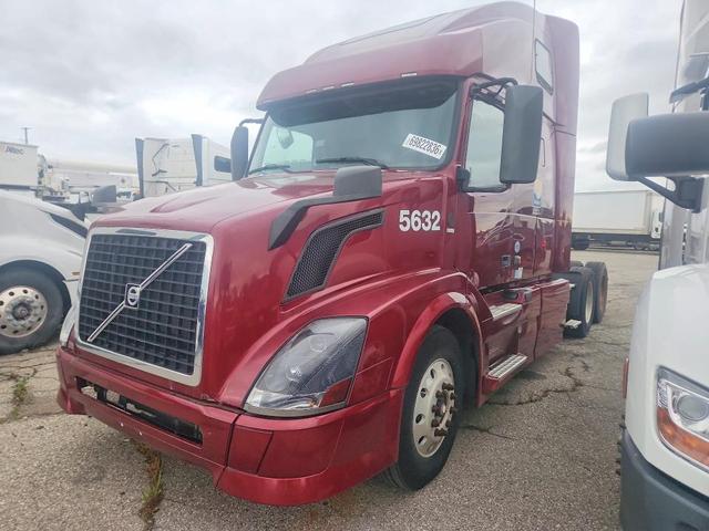 2012 VOLVO VNL SEMI TRUCK