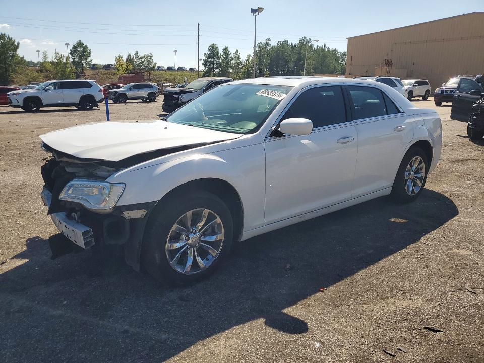 2015 CHRYSLER 300 LIMITED  