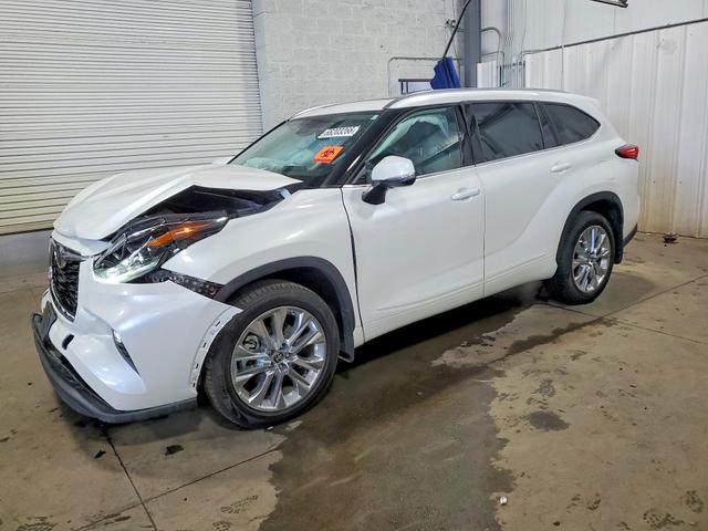 2020 TOYOTA HIGHLANDER LIMITED  