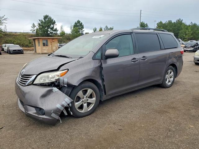 2015 TOYOTA SIENNA LE  