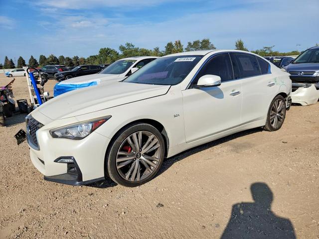 2018 INFINITI Q50 30T LUXE  