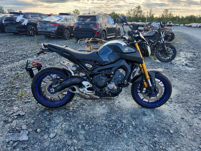 2014 YAMAHA FZ09   