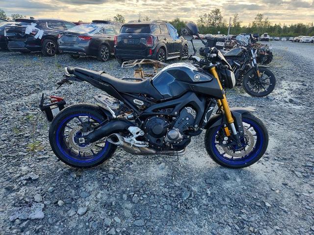 2014 YAMAHA FZ09   