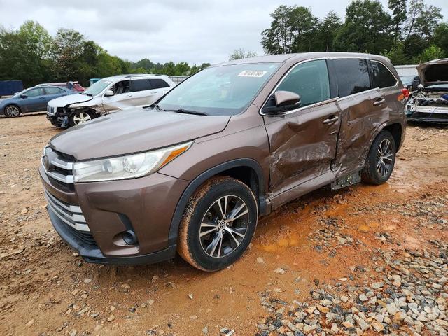 2018 TOYOTA HIGHLANDER LE  