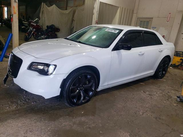 2022 CHRYSLER 300 TOURING  