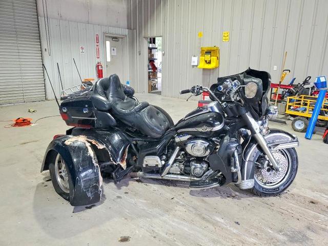 2003 HARLEY-DAVIDSON FLHTCUI