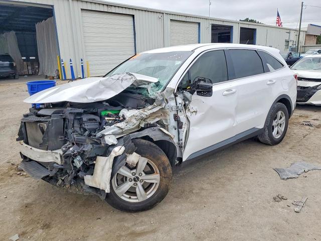 2022 KIA SORENTO LX  