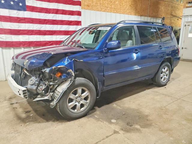 2004 TOYOTA HIGHLANDER BASE  