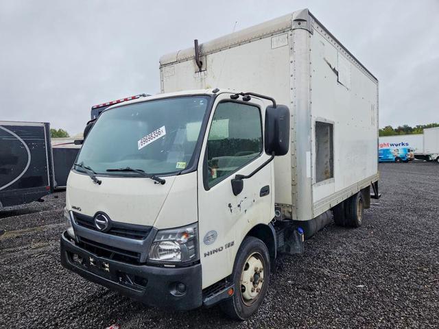 2015 HINO 195 BOX TRUCK