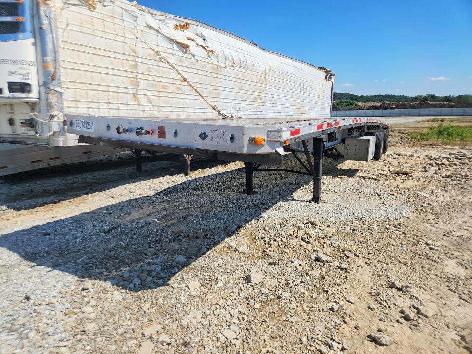2005 BENSON FLATBED TRAILER