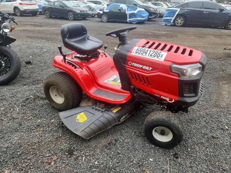 2018 TROY BILT LAWN MOWER