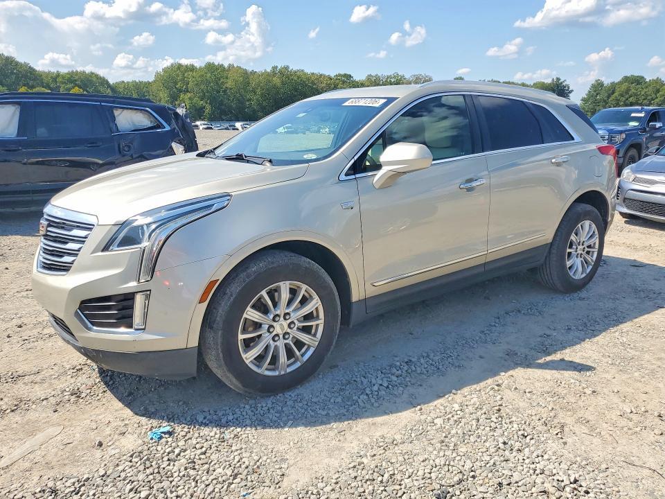2017 CADILLAC XT5   