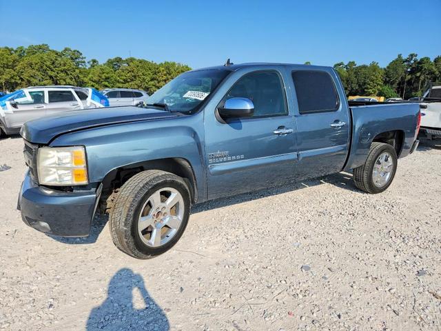 2011 CHEVROLET SILVERADO C1500 LT  