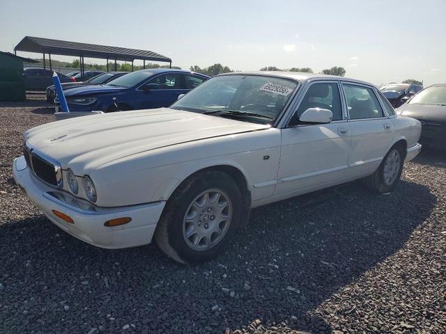 1999 JAGUAR XJ8   