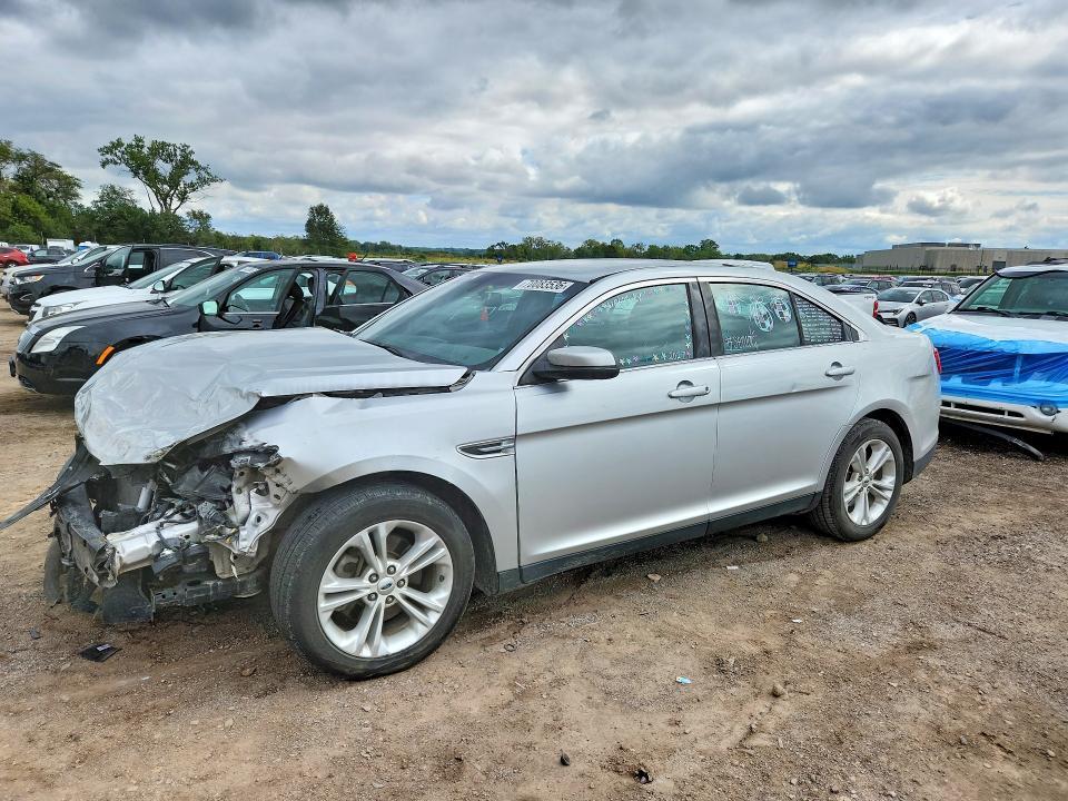 2016 FORD TAURUS SEL  