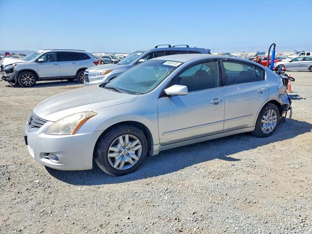 2010 NISSAN ALTIMA 25  
