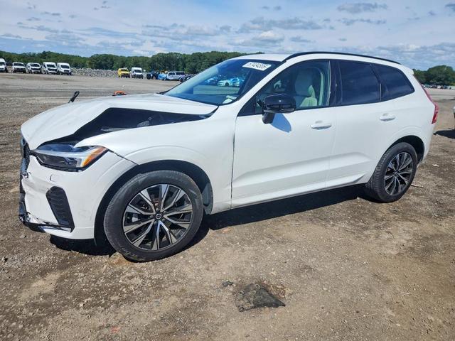 2024 VOLVO XC60 CORE  