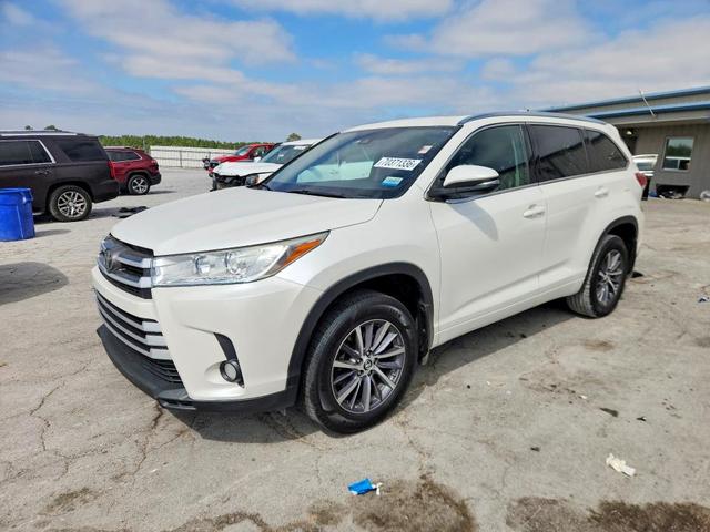 2018 TOYOTA HIGHLANDER XLE  
