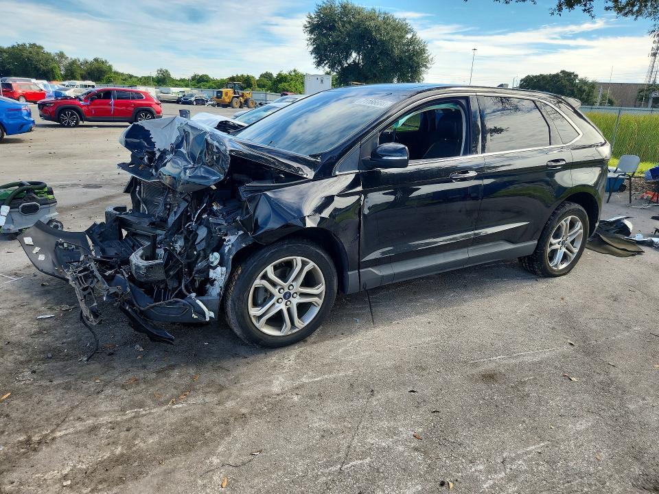 2018 FORD EDGE TITANIUM  