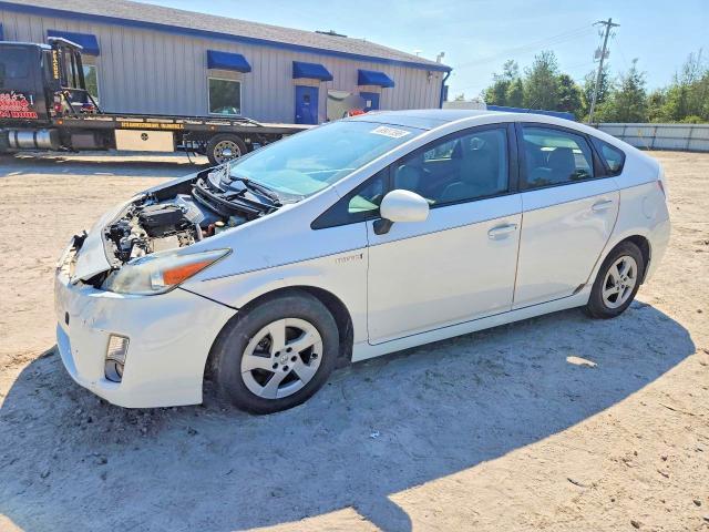 2011 TOYOTA PRIUS THREE  