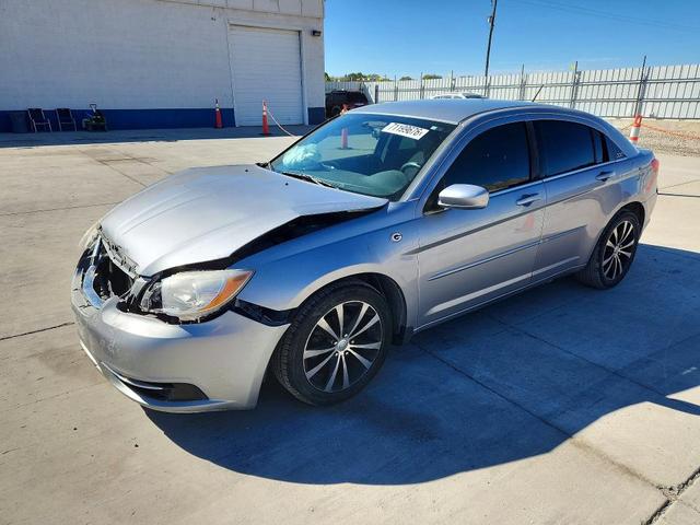 2014 CHRYSLER 200 LX  