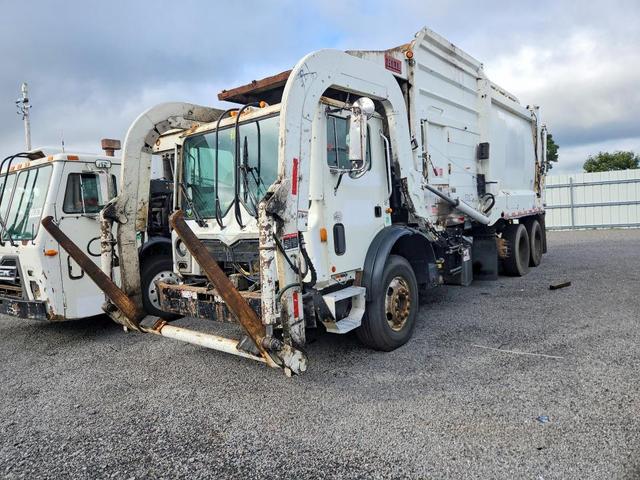 2019 MACK TE64 REFUSE TRUCK