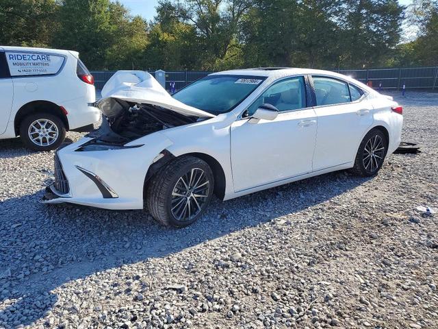 2025 LEXUS ES 300H BASE  