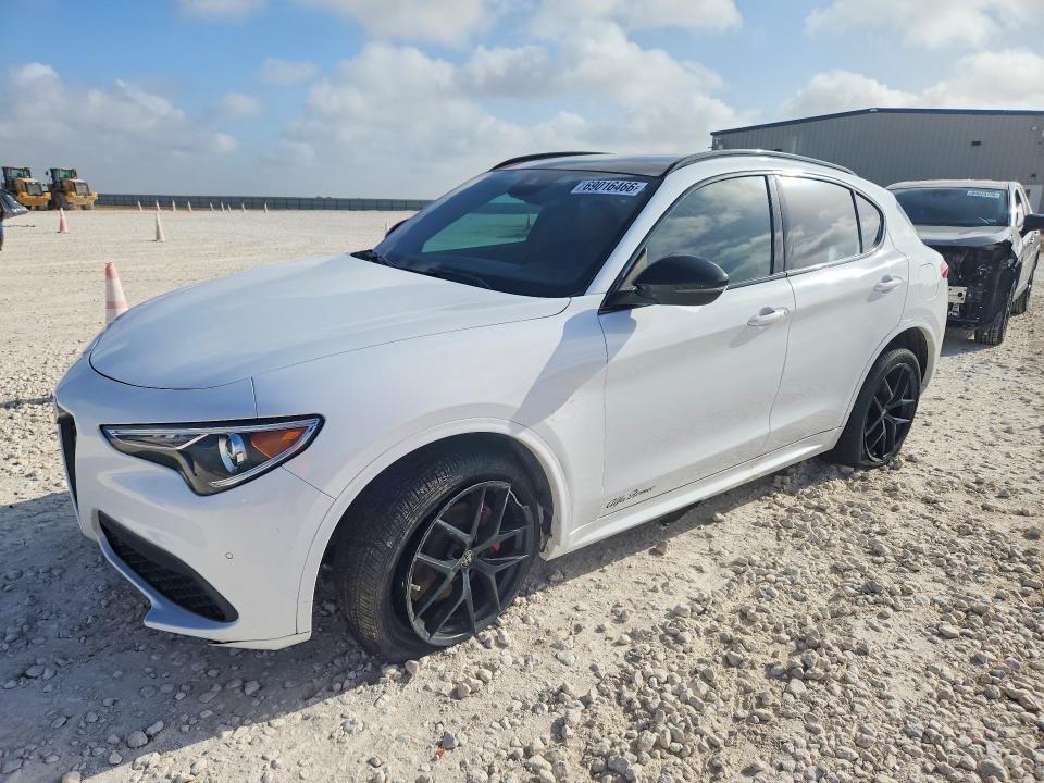 2020 ALFA ROMEO STELVIO TI  