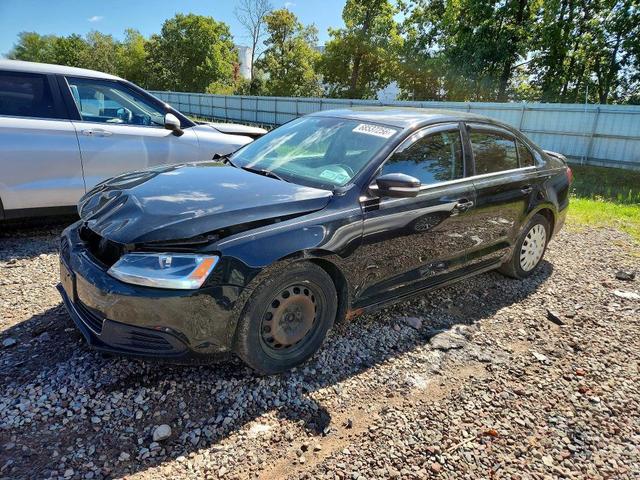2013 VOLKSWAGEN JETTA SE  