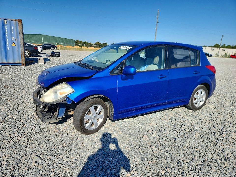2010 NISSAN VERSA 18 S  