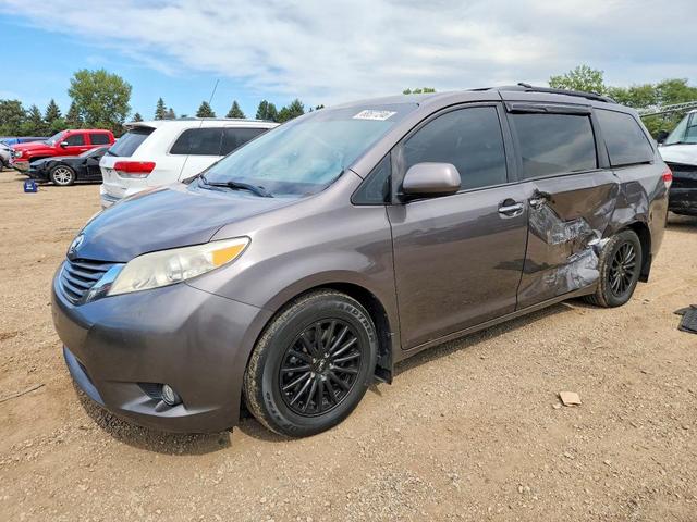 2012 TOYOTA SIENNA XLE 8-PASSENGER  