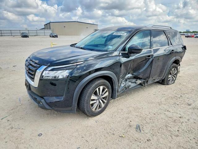 2022 NISSAN PATHFINDER SL  