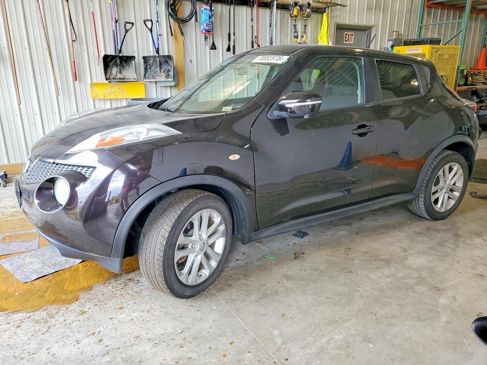2016 NISSAN JUKE SV  