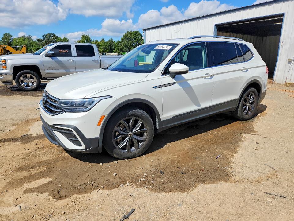 2023 VOLKSWAGEN TIGUAN SE  