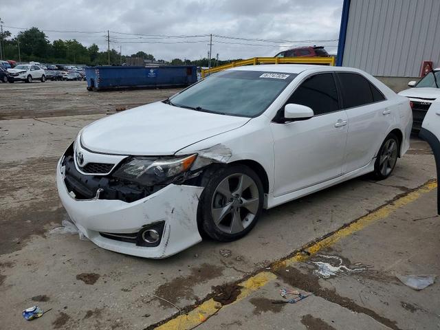 2014 TOYOTA CAMRY SE V6  