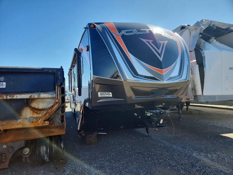 2015 KEYSTONE VOLTAGE CAMPER